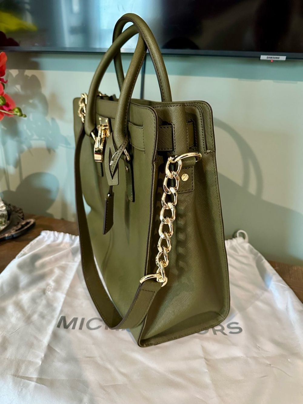 Michael Kors Hamilton Tote Olive - Picture 4 of 6